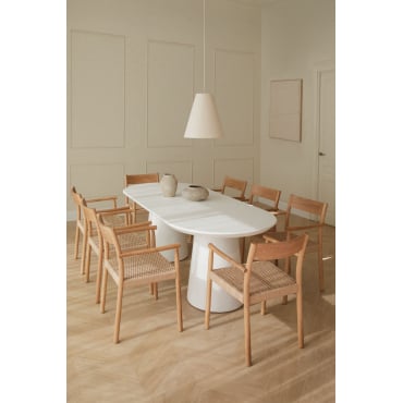 Set Van Ovale Tafel 220x95 Cm In Cement Noemi En 8 Eetkamerstoelen In Eikenhout En Gevlochten Touw Mara Wit - Sklum
