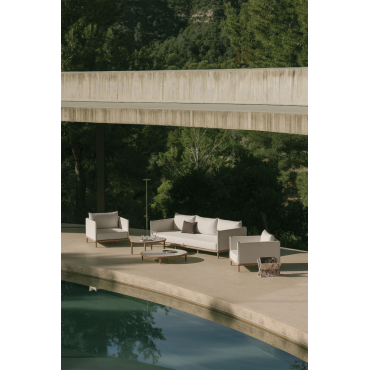 Tuinset Met 3-zitsbank, 2 Fauteuils En 2 Ronde Salontafels Van Acaciahout Olivia Gardenia Wit & Lichte Acaciekleur - Sklum