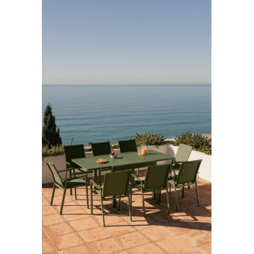 Uitbreidbare Tuintafelset 90-180x90 Cm In Aluminium Starmi En 8 Stapelbare Tuinstoelen In Aluminium Karena Groen – Intens Olijf - Sklum