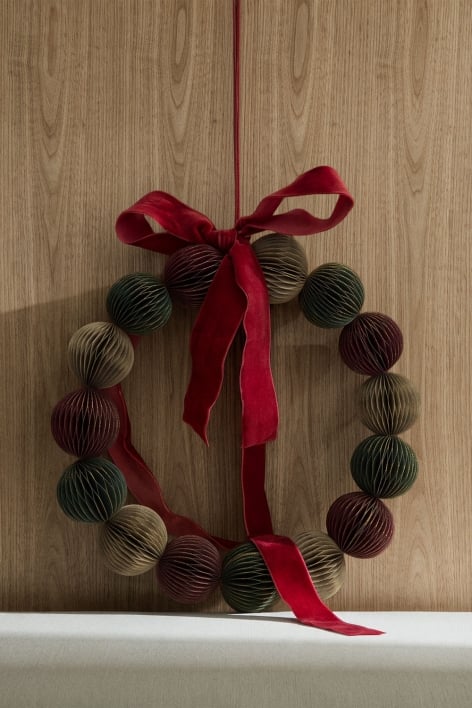 Kerstdecoratieve krans Ø30 cm van Leino-papier
