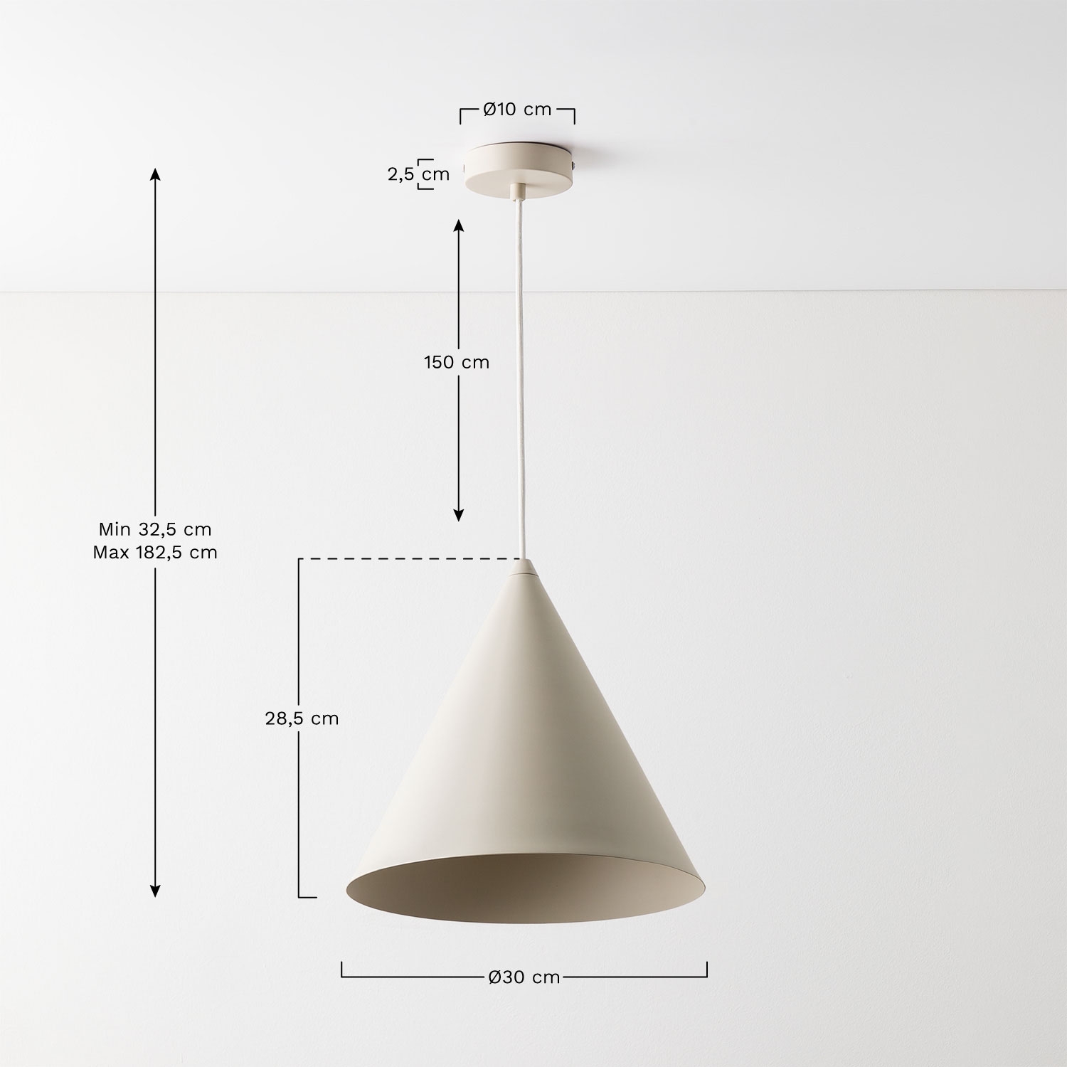 Arilda hanglamp van ijzer, AFMETINGEN