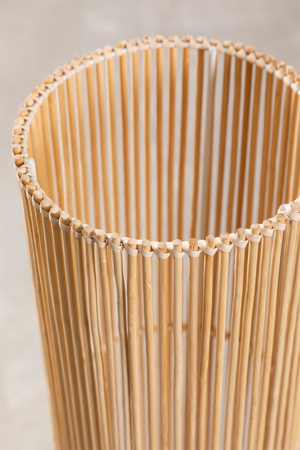 Rotan vloerlamp Nuwas , galerij beeld 5