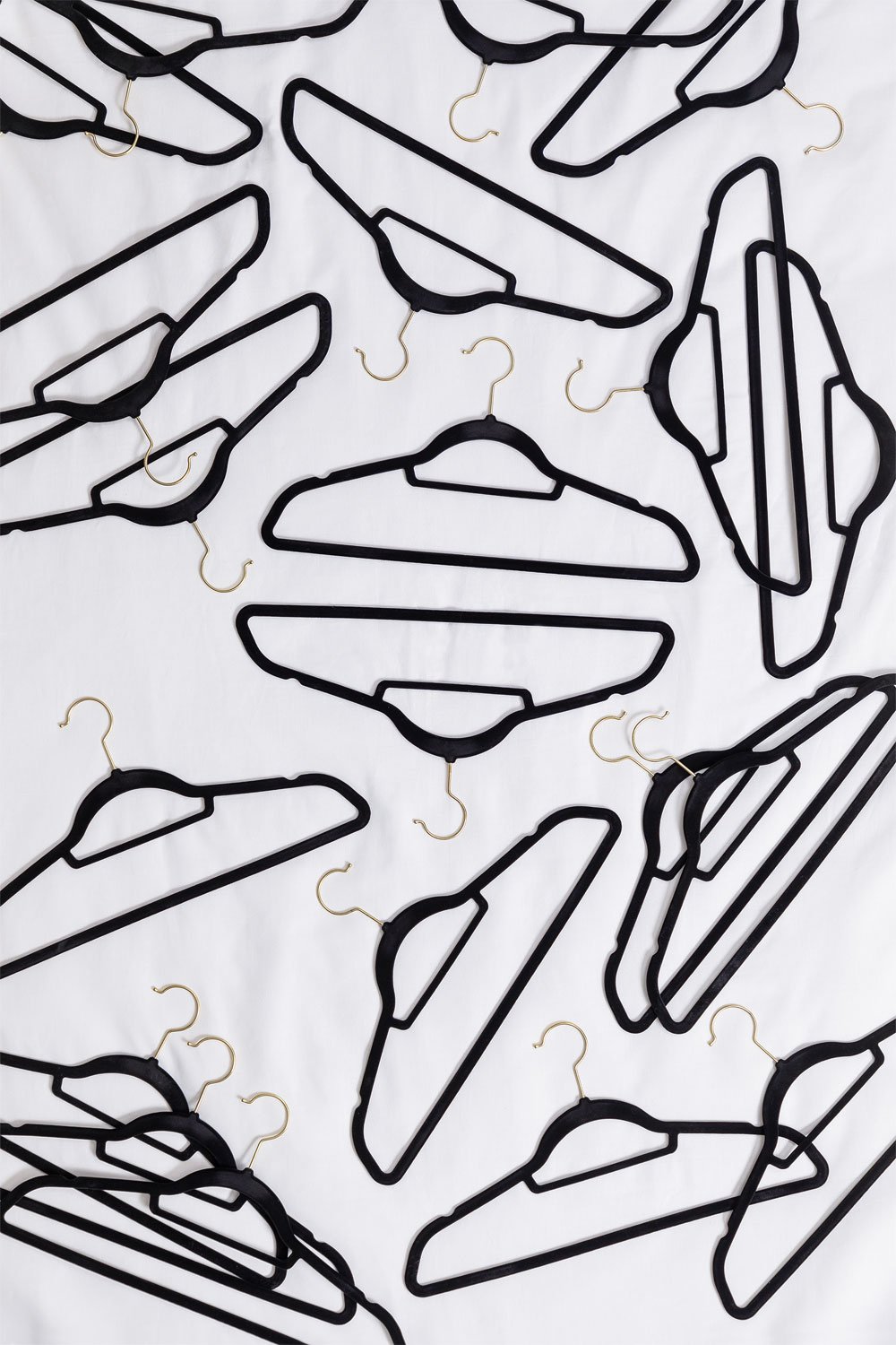 Set van 20 kledinghangers Palou Gold, galerij beeld 1