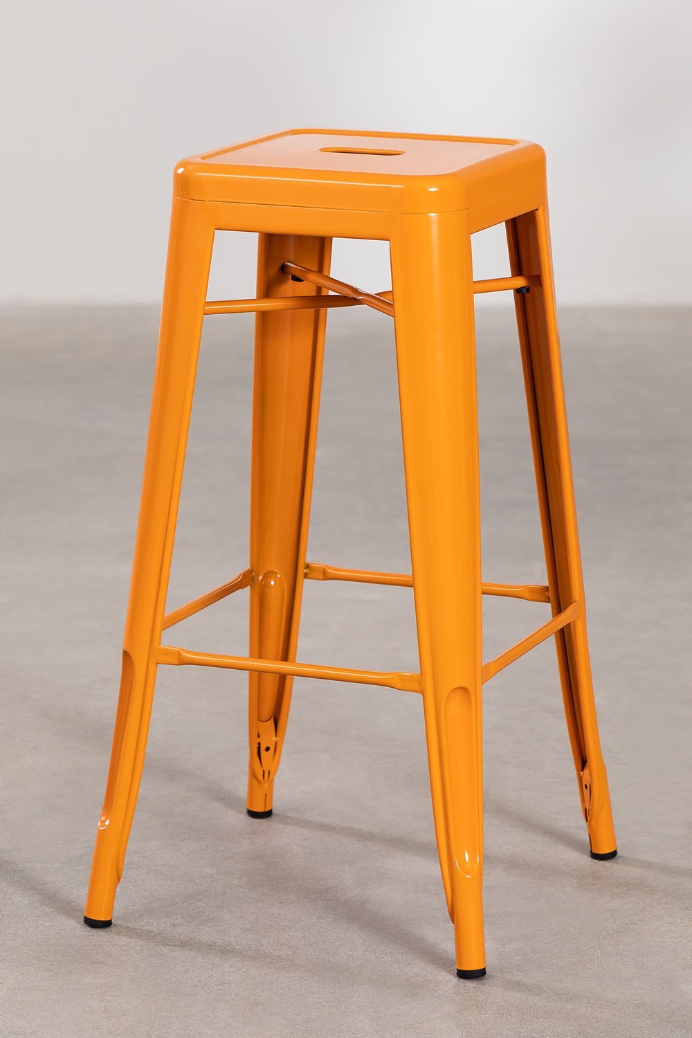 Set van 2 saffraan oranje hoge krukken 76cm LIX, galerij beeld 2