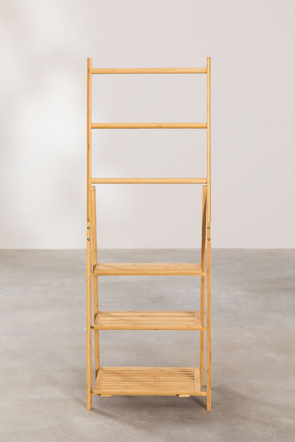 Vrijstaande handdoekenrek met planken van Laos-bamboe, galerij beeld 5