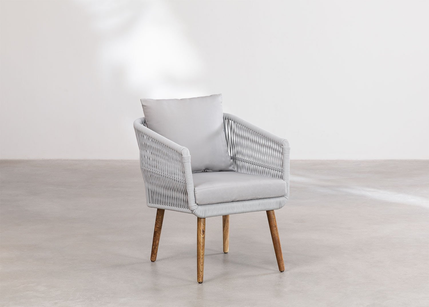 Tuinset met 2-zitsbank en 2 fauteuils in acaciahout en gevlochten touw Barker Style, galerij beeld 8