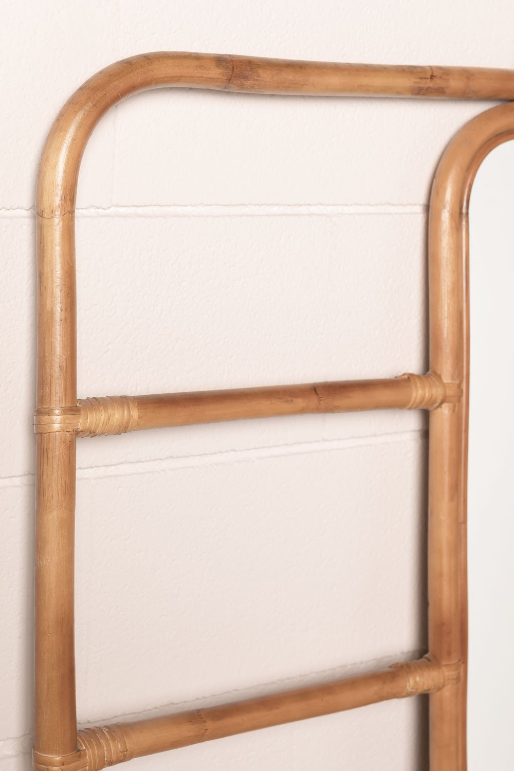 [*] Marcus rechthoekige staande spiegel in bamboe met hanger 153x78,5 cm, galerij beeld 4