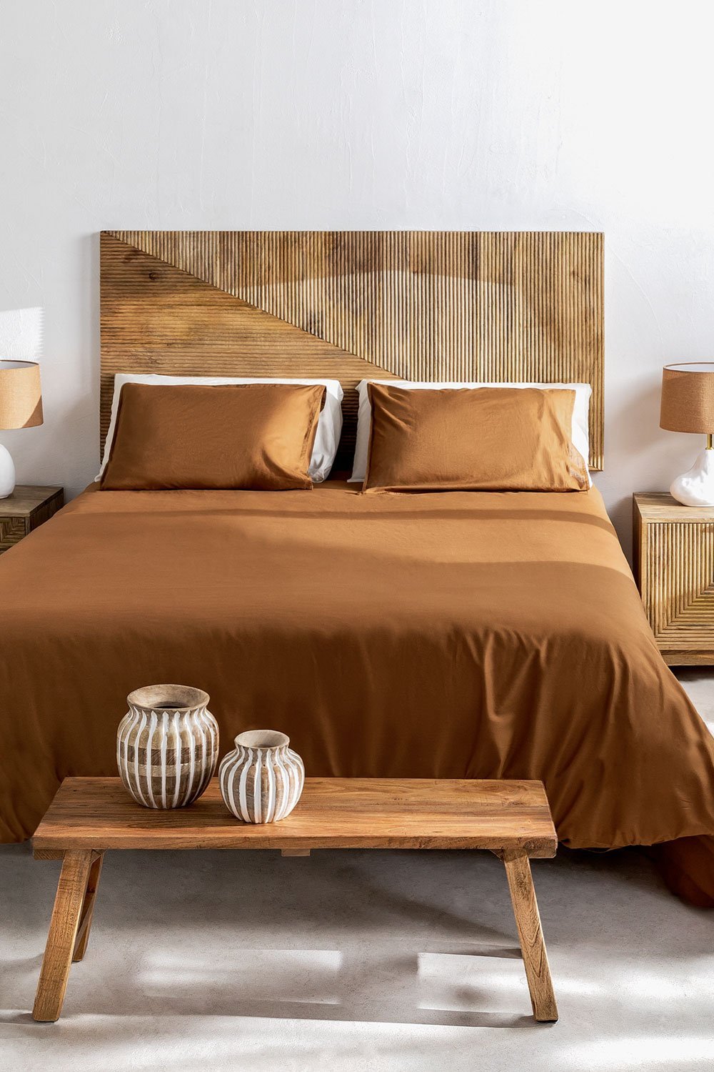 Hoofdeinde voor bed van 150 cm in mangohout  van Baty-Design, galerij beeld 1