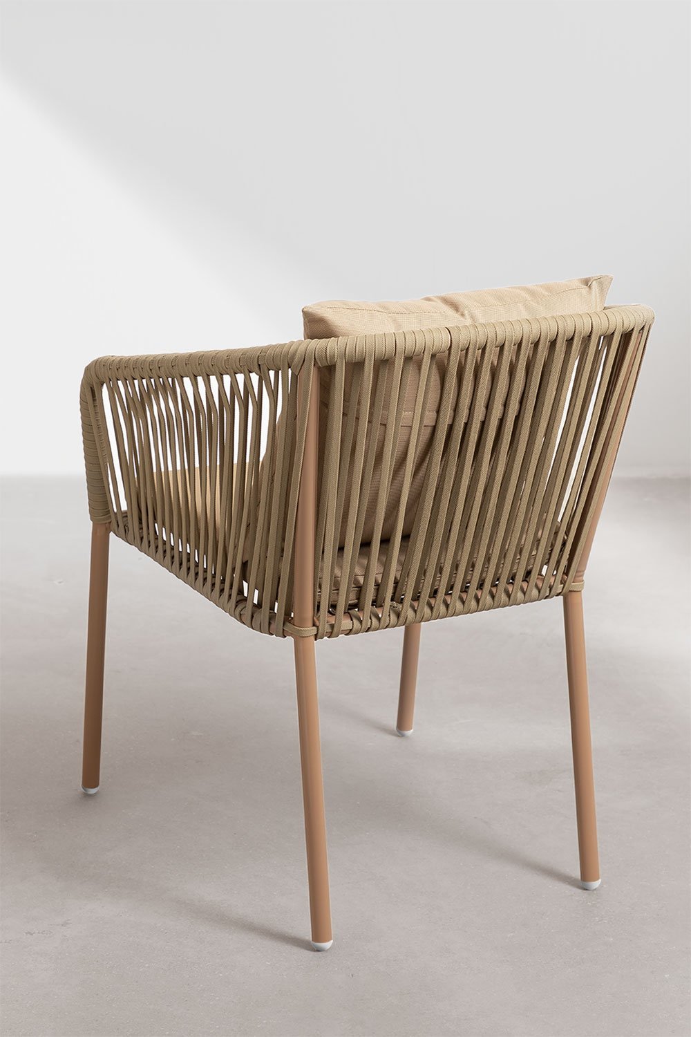 Pakket van 4 Arhiza Classic tuinstoelen met aluminium armleuningen en gevlochten touw, galerij beeld 4