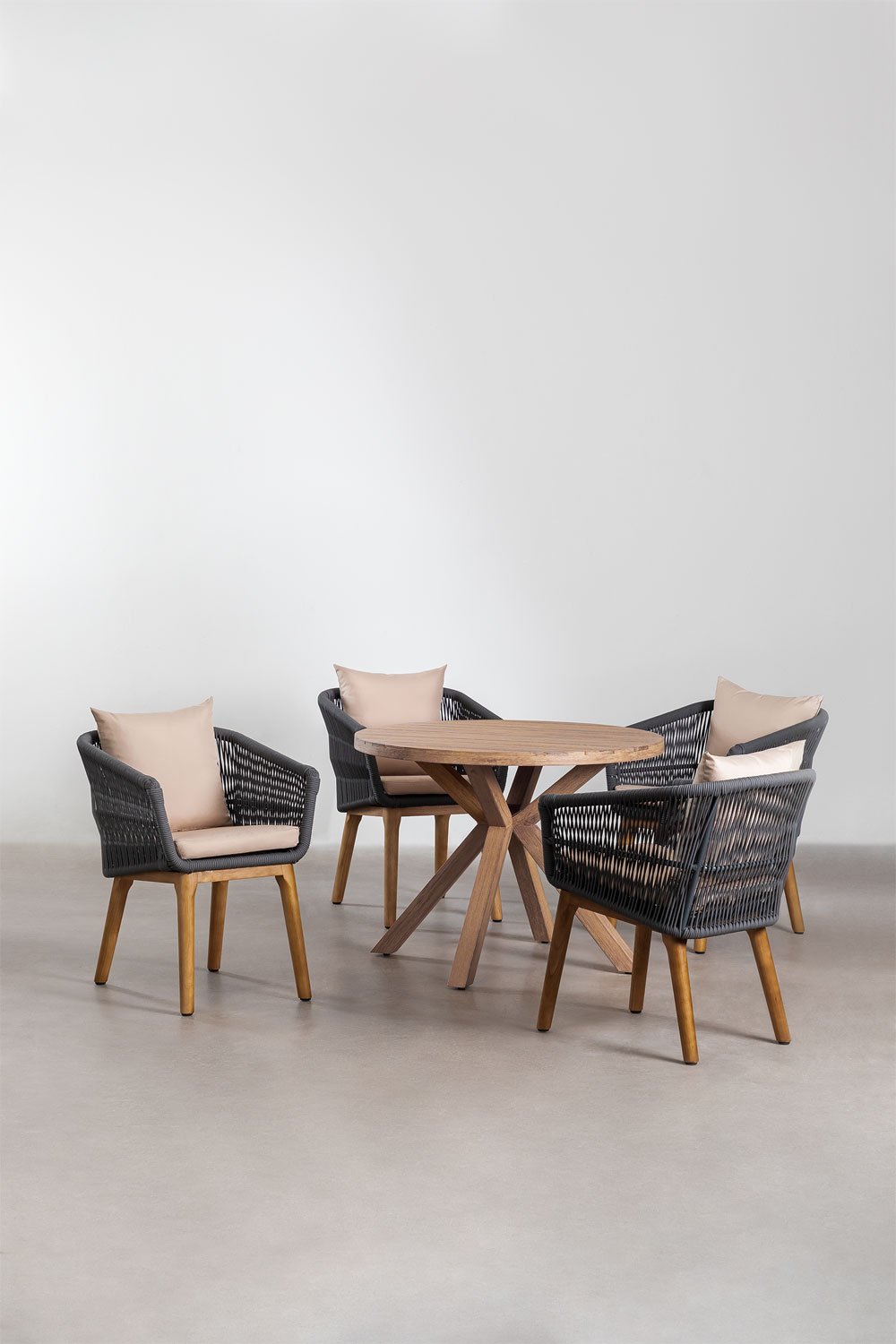 Set van ronde houten tafel (Ø100 cm) Naele en 4 Barker eetkamerstoelen, galerij beeld 1