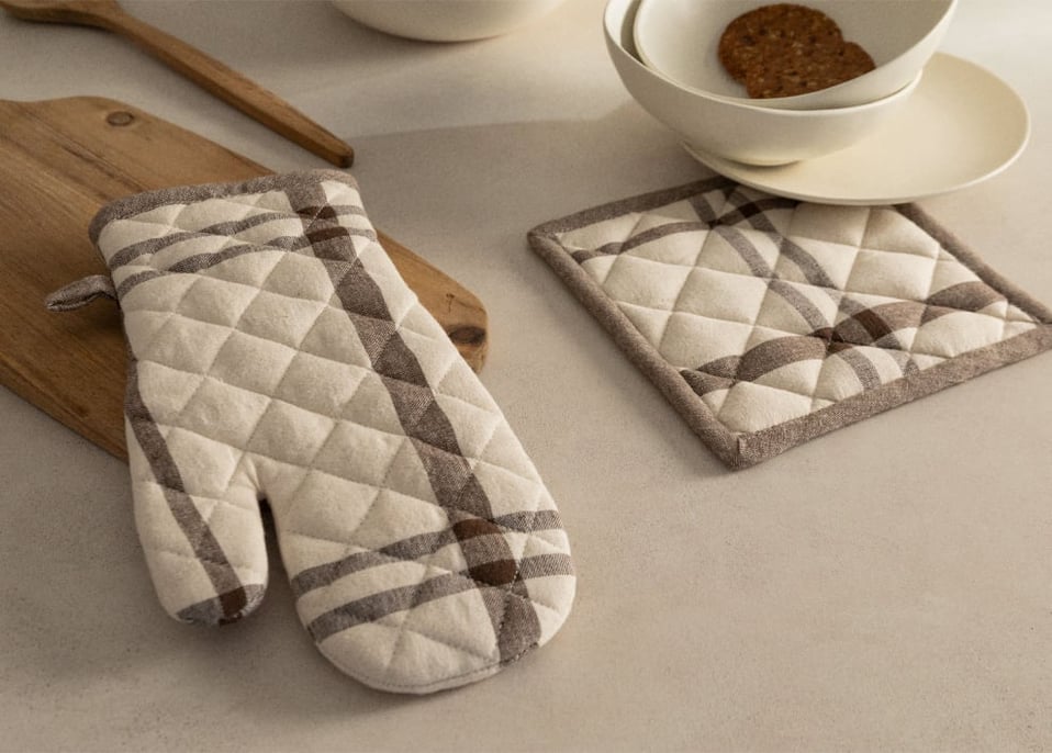 Set van ovenhandschoen en doek Ducase