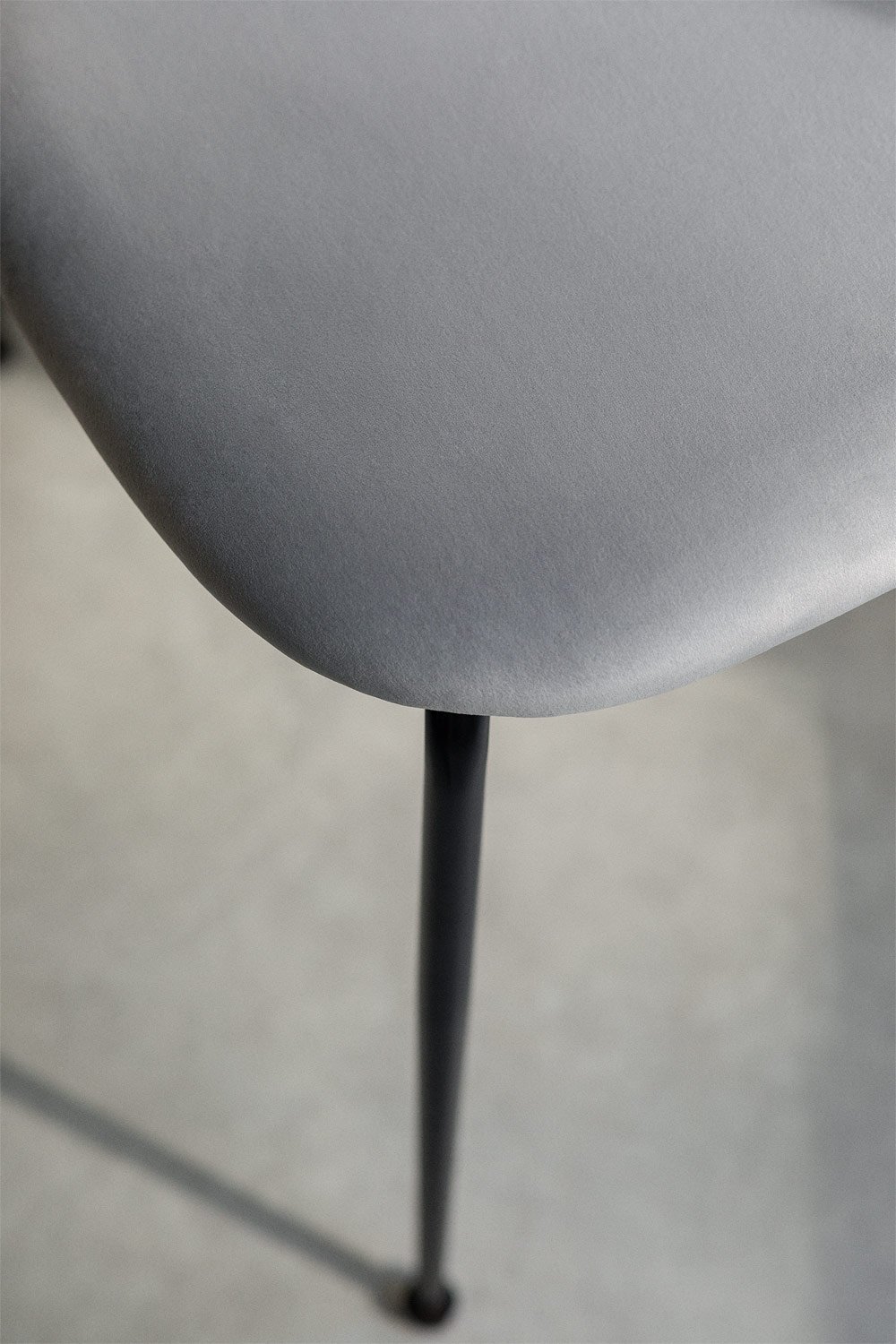 Set van 2 fluwelen eetkamerstoelen Kana Design, galerij beeld 2