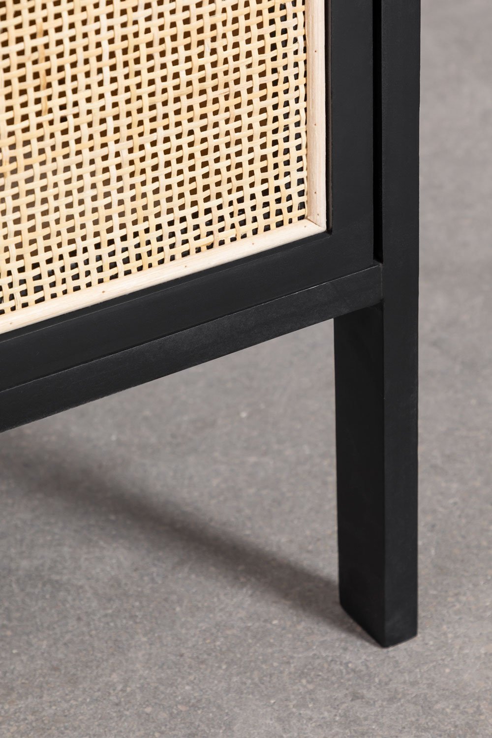 2-deurs dressoir in rotan en hout Reyna, galerij beeld 5