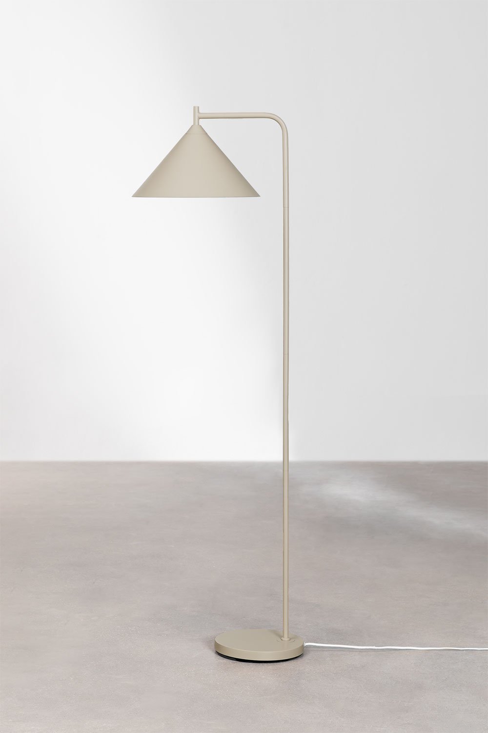 Staande lamp van ijzer Cambrea, galerij beeld 3