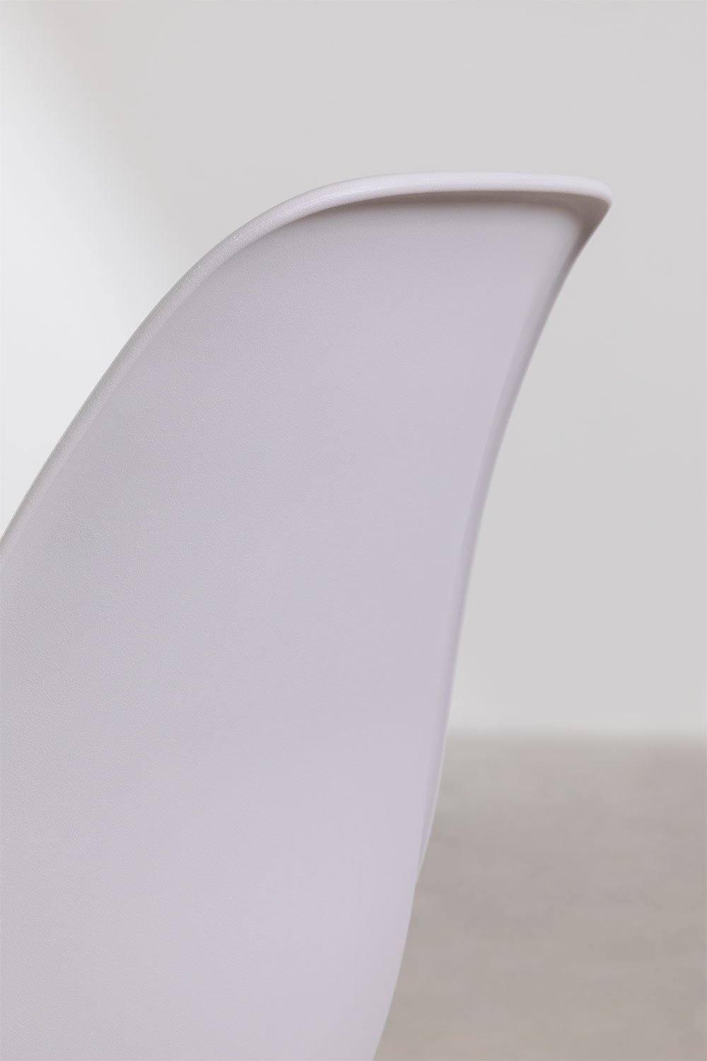 Set van 2 eetkamerstoelen in polypropyleen en beukenhout Scand Nordic, galerij beeld 6