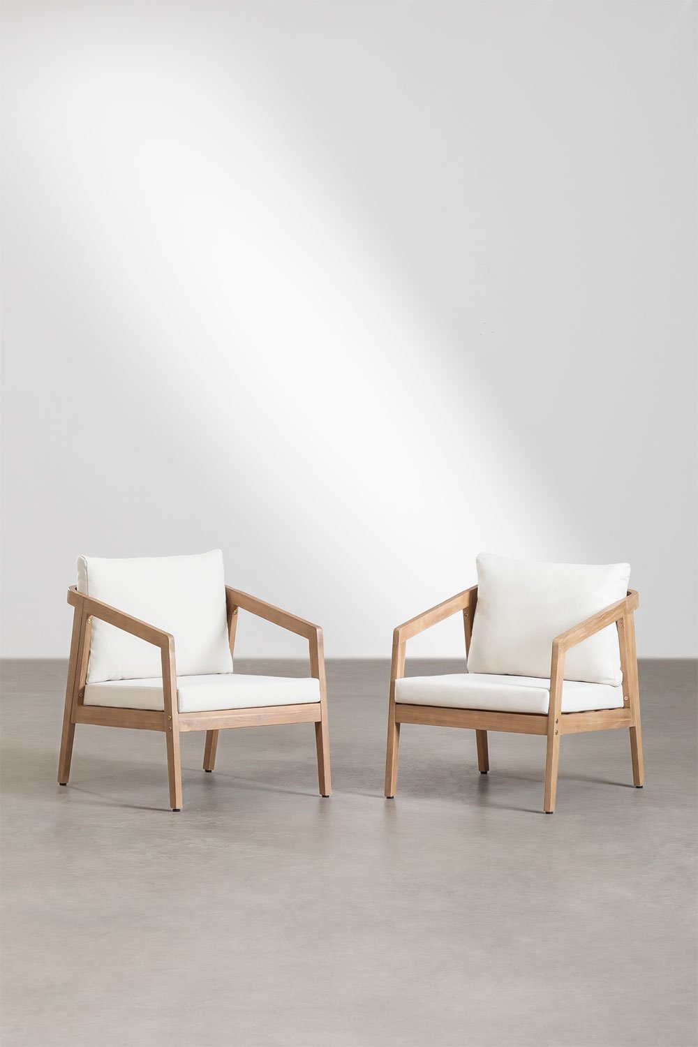 Set van 2 Kaela fauteuils van acaciahout, galerij beeld 1