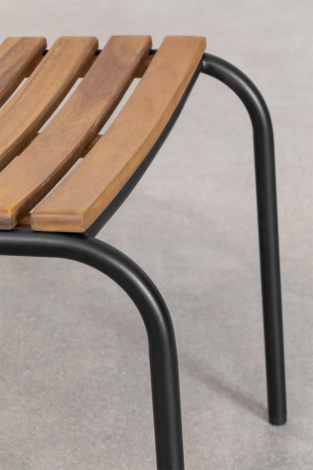 Set van 2 stapelbare eetkamerstoelen in staal en acaciahout Artus, galerij beeld 7