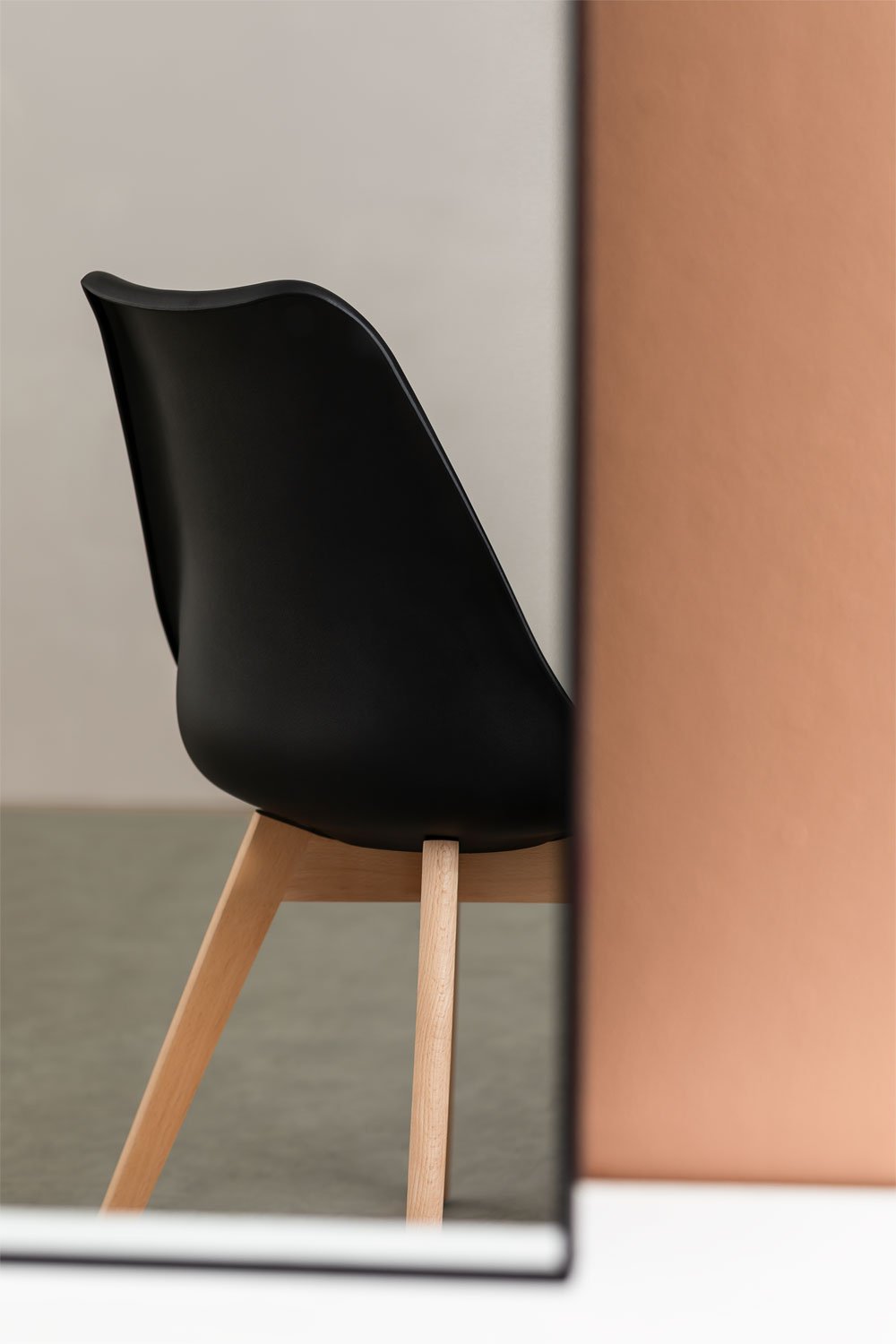 Set van 4 Scandinavische eetkamerstoelen   , galerij beeld 2