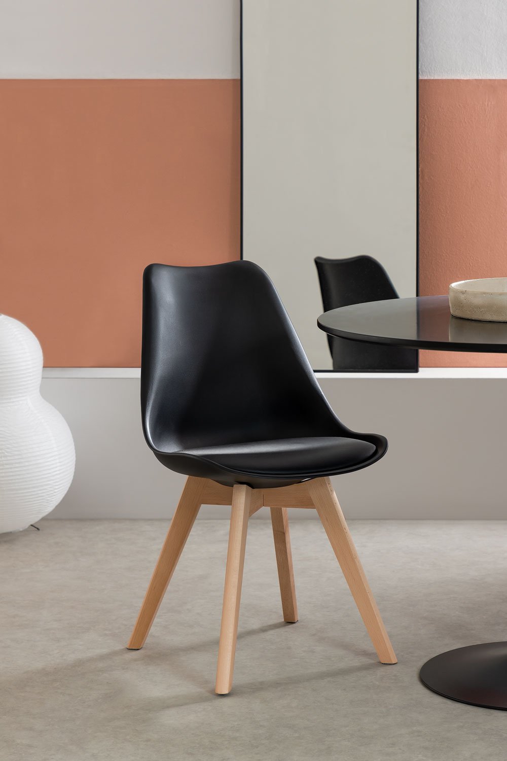 Set van 4 Scandinavische eetkamerstoelen   , galerij beeld 1