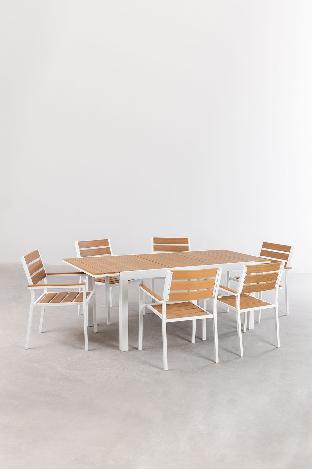 Set van uittrekbare rechthoekige aluminium tafel (150-197x90 cm) en 6 stapelbare tuinstoelen met Saura-armleuningen, galerij beeld 2