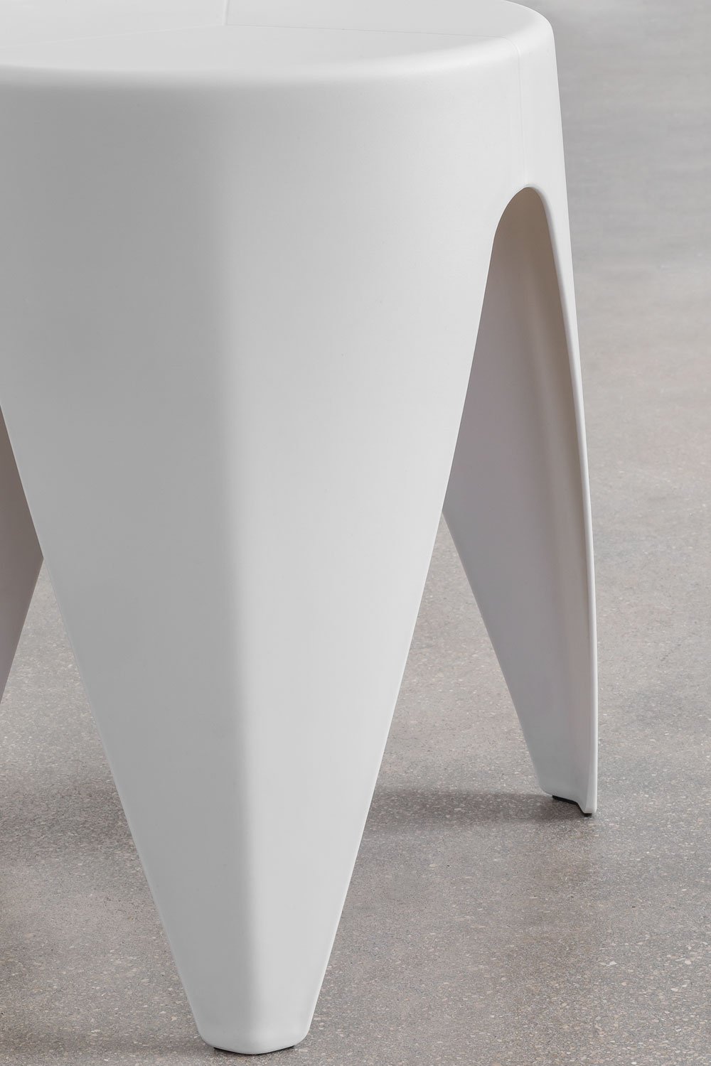 Ronde bijzettafel voor de tuin Ø40 cm van polypropyleen Siurana, galerij beeld 3