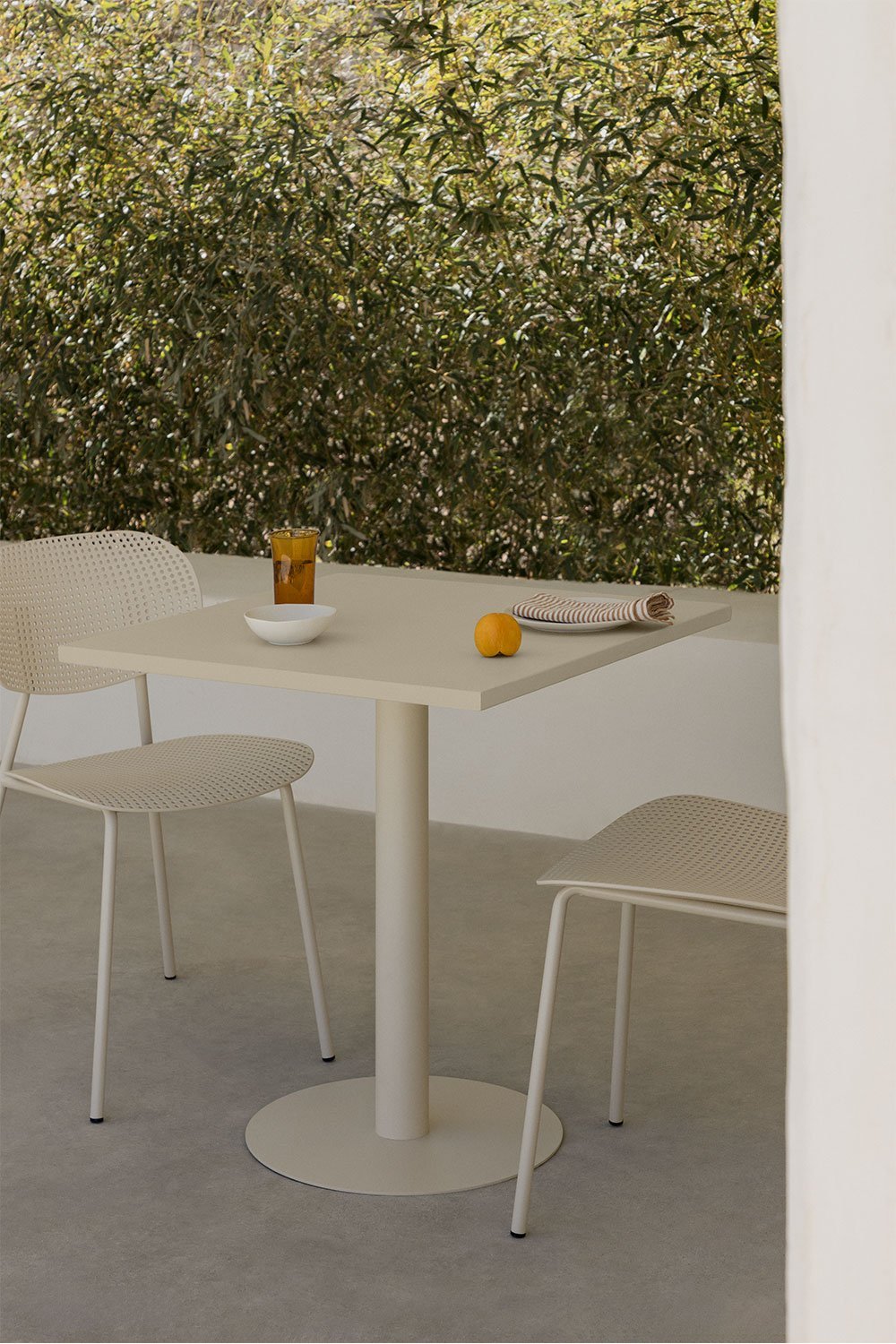 Tuin tafel vierkant 70x70 cm in metaal Mizzi, galerij beeld 1