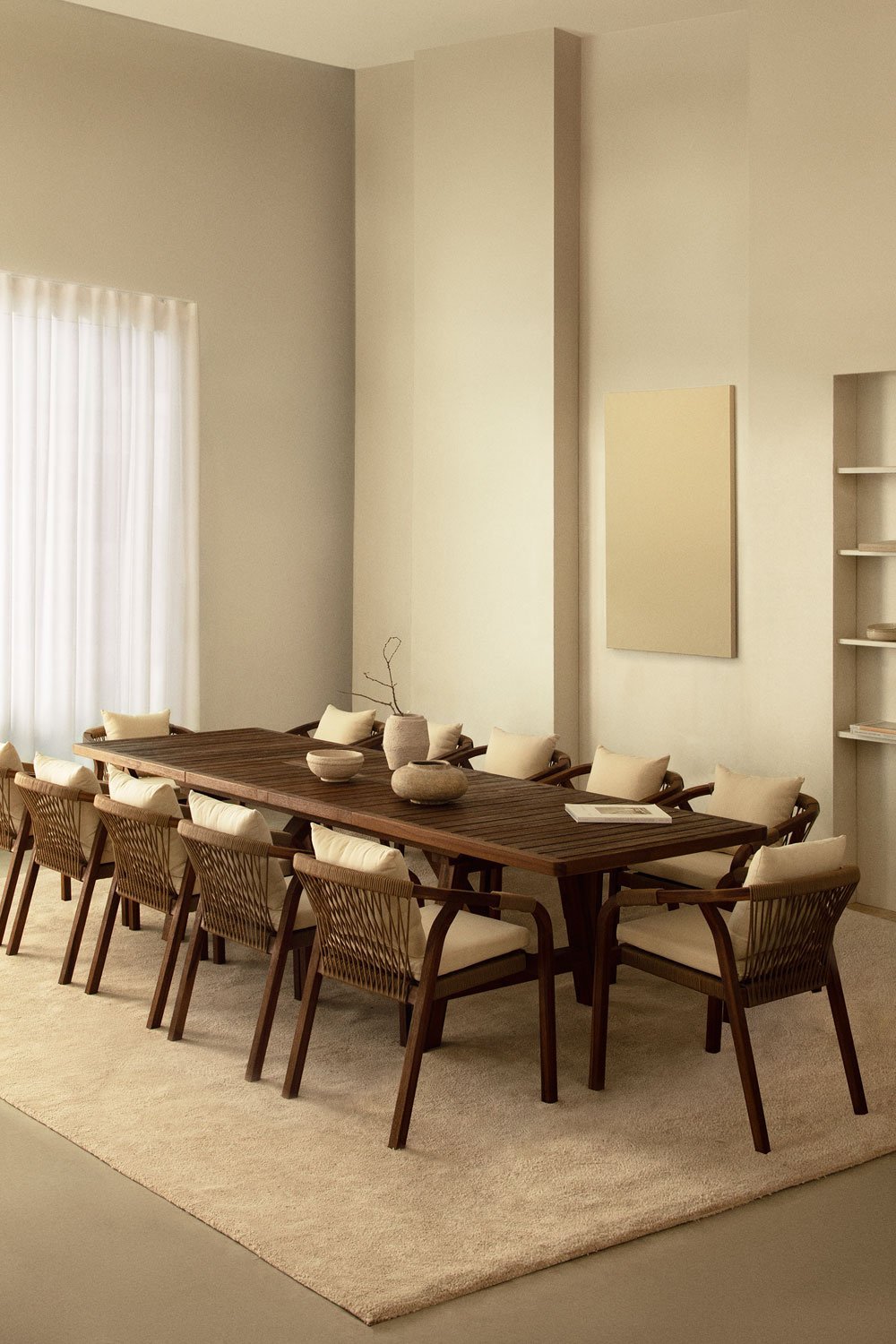 Rechthoekige uitschuifbare tafelset (200-300x100 cm) en 12 eetkamerstoelen met armleuningen in Dubai acaciahout , galerij beeld 1