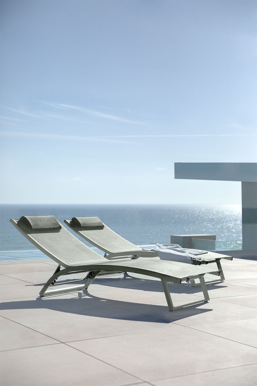 Set van 2 verstelbare aluminium ligstoelen met Dulem-kussen, galerij beeld 8