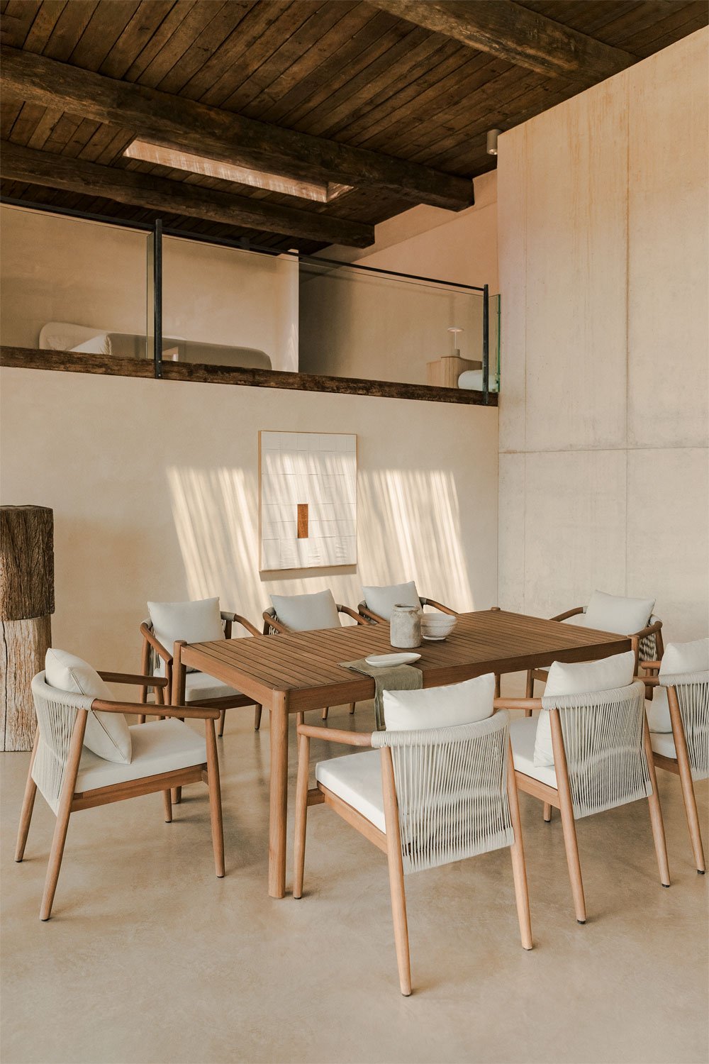 Rechthoekige tafelset (200x100 cm) en 8 eetkamerstoelen met armleuningen in eucalyptushout Aderyn, galerij beeld 1
