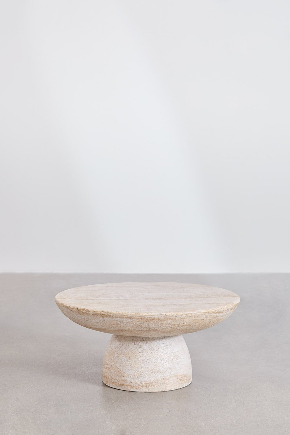 Ronde salontafel in travertin-look beton (Ø70 cm) Velia, galerij beeld 1