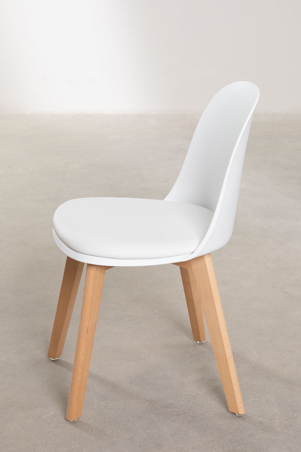 Set van 4 eetkamerstoelen in polypropyleen en beukenhout Belyna, galerij beeld 3