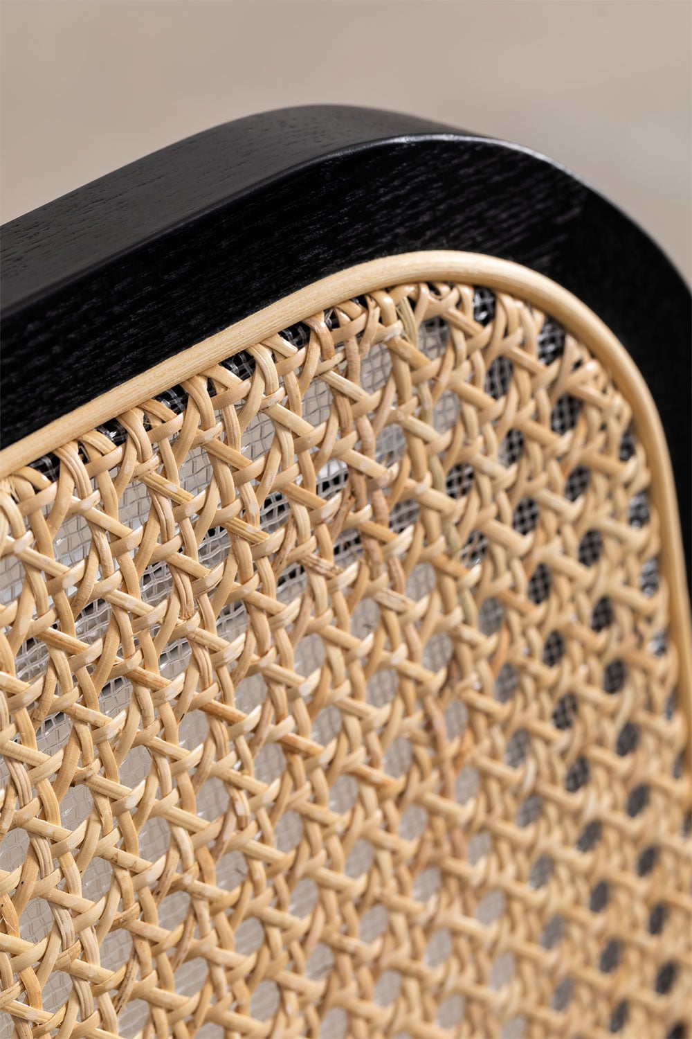 Set van 2 eetkamerstoelen met armleuningen van rattan en staal Tento, galerij beeld 6