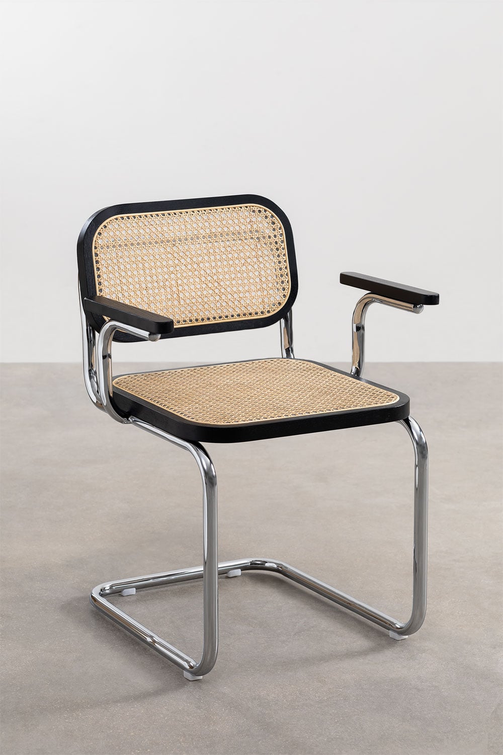 Set van 4 eetkamerstoelen met armleuningen van rattan en staal Tento, galerij beeld 3