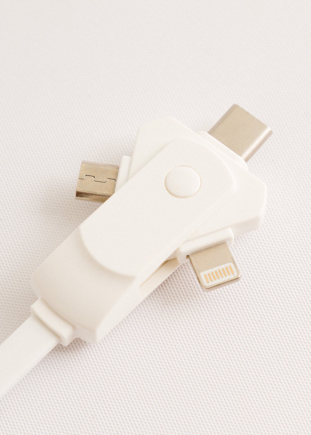 CREATE - PHONE UVC STERILISATOR - Draagbare ultraviolette UVC-sterilisator en oplader voor smartphones, galerij beeld 6