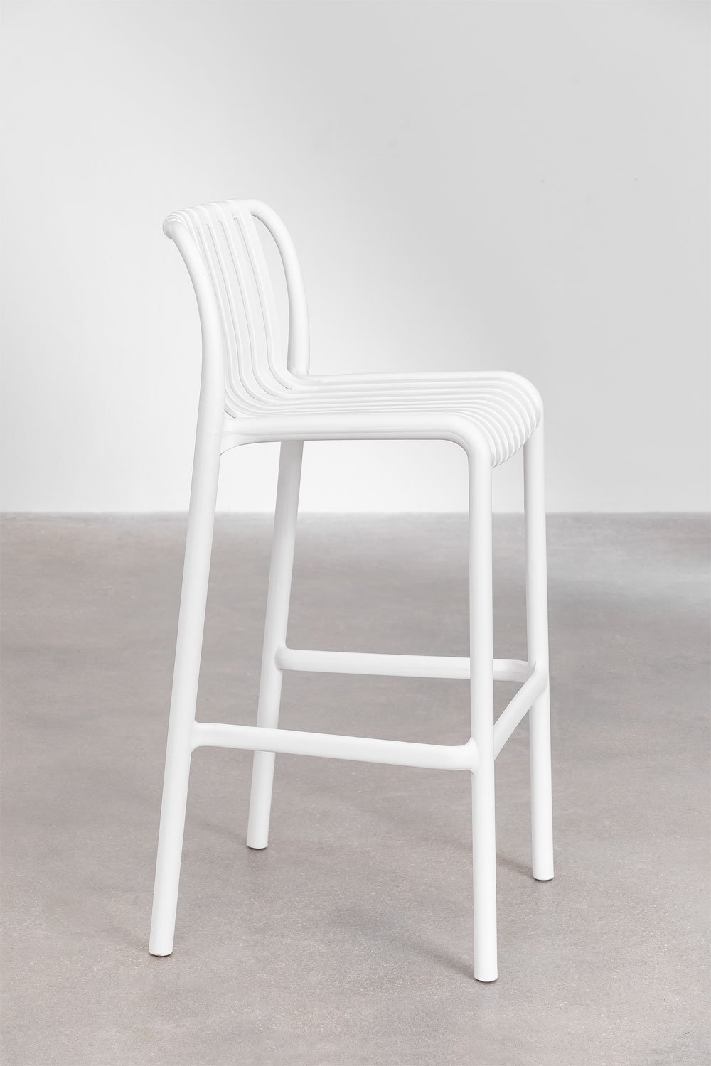 Set van 2 hoge tuinkrukken 75 cm stapelbaar van gardenia wit polypropyleen Wendell, galerij beeld 4