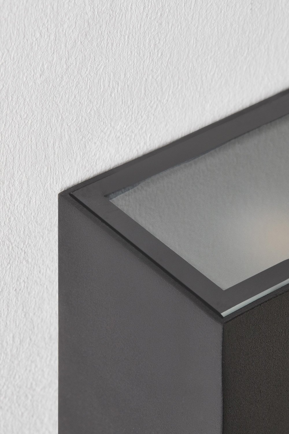 LED buitenwandlamp in aluminium met 2 lichtpunten Cuvior   , galerij beeld 5