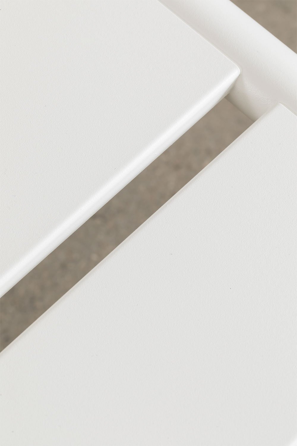 Tuinset met 2-delige modulaire bank, poef en Roubly salontafel, galerij beeld 10