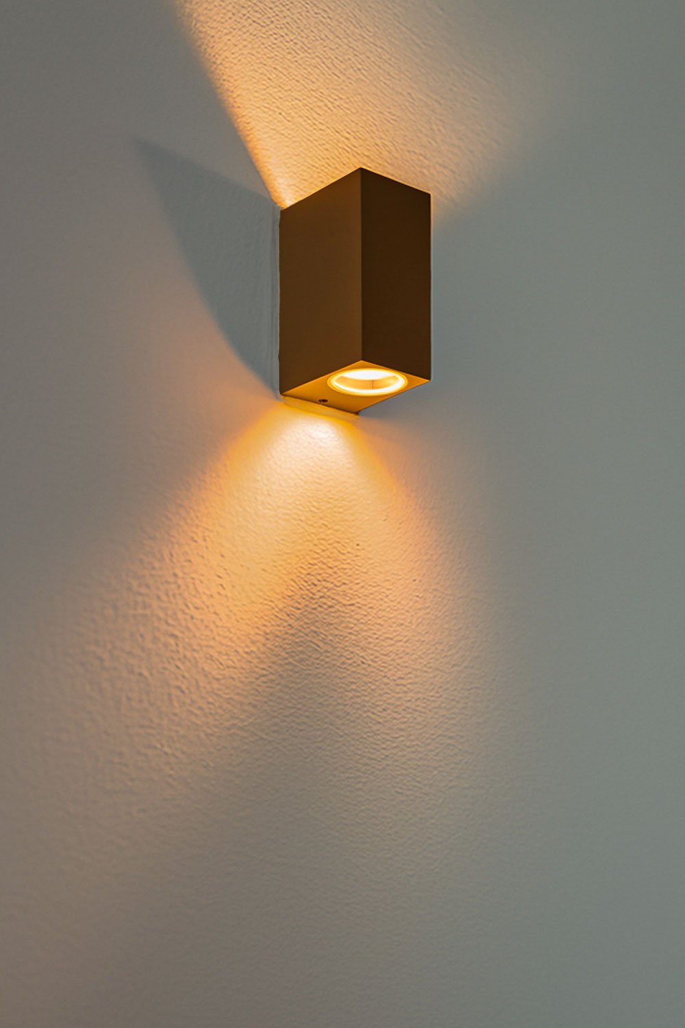 Aluminium buitenwandlamp met 2 Dolton lichtpunten     , galerij beeld 1