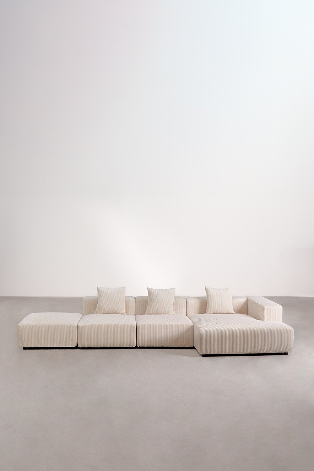 Bruna modulaire hoekbank met chaise longue rechts, 3-delig met poef ↔︎390 cm, galerij beeld 3