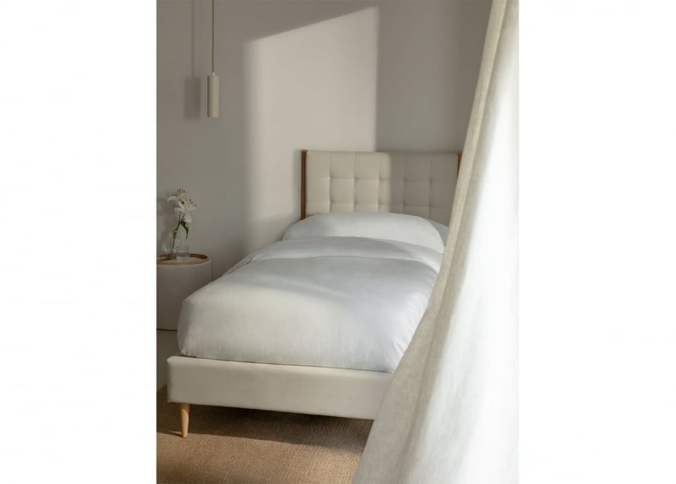 Gestoffeerd bed voor matras 160x200cm off-white Samira
