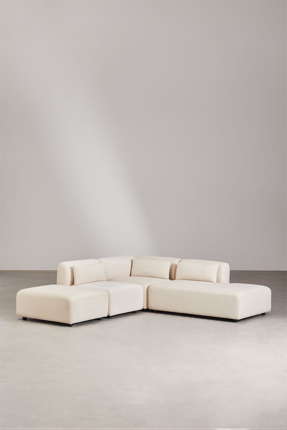 3-delige modulaire hoekbank met chaise longue rechts en Fogler poef, galerij beeld 1