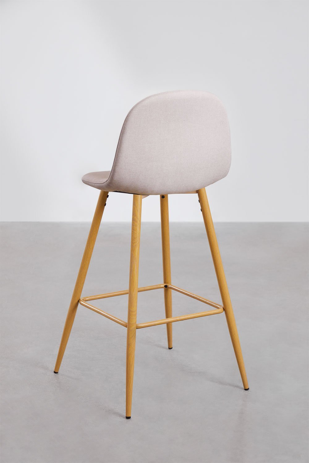 Set van 2 hoge krukken 75 cm van crèmewit stof en natuurlijk hout afgewerkte poten Glamm, galerij beeld 3