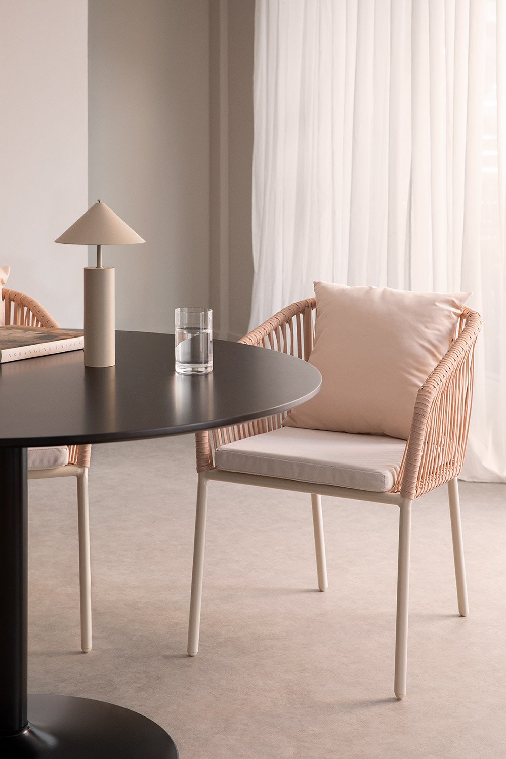 Set van 4 eetkamerstoelen met armleuningen in gevlochten touw Arhiza Classic, galerij beeld 1