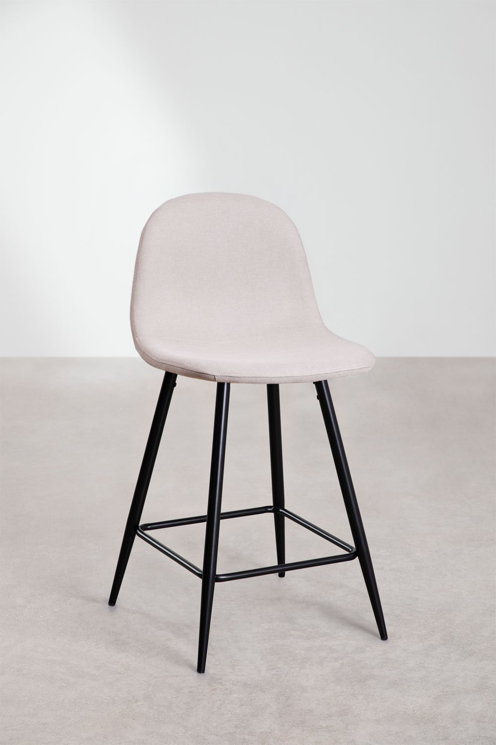 Set van 4 hoge krukken 65 cm van crèmewit stof en zwarte poten Glamm, galerij beeld 1
