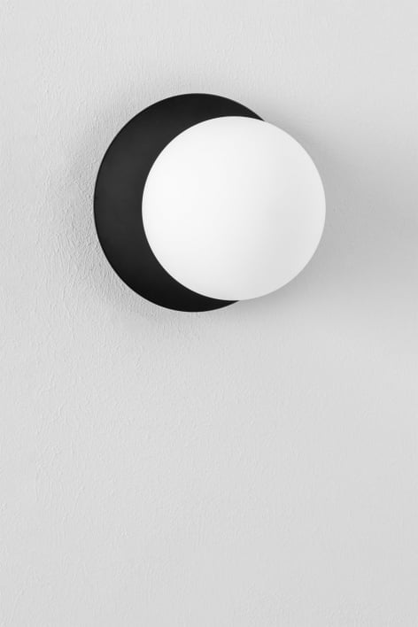 Anine badkamer wandlamp van ijzer en glas