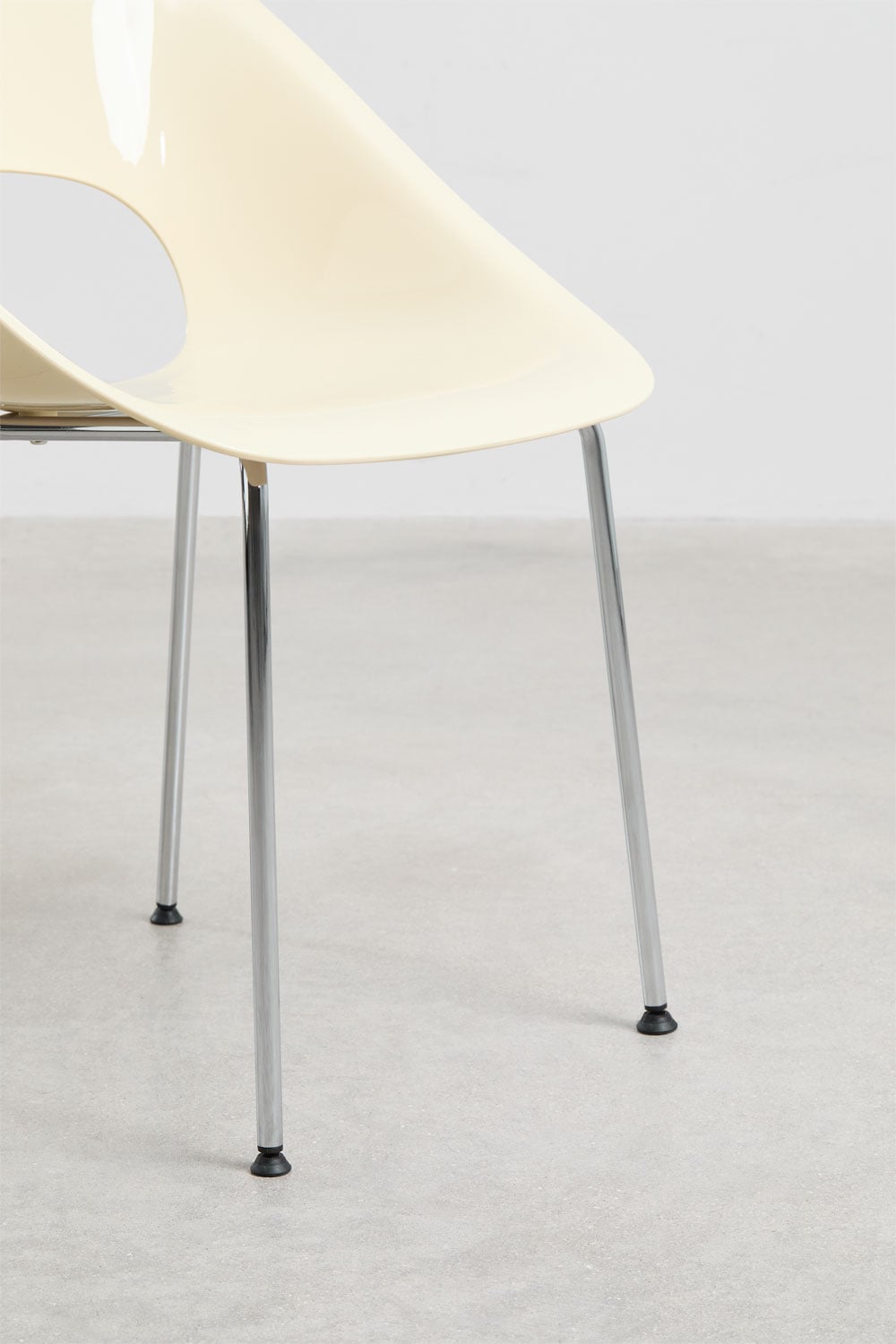 Set van 4 eetkamerstoelen van polypropyleen en ijzer Louna, galerij beeld 7