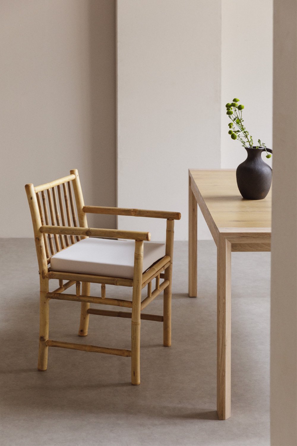 Set van 2 eetkamerstoelen met armleuningen in Senia bamboe, galerij beeld 1