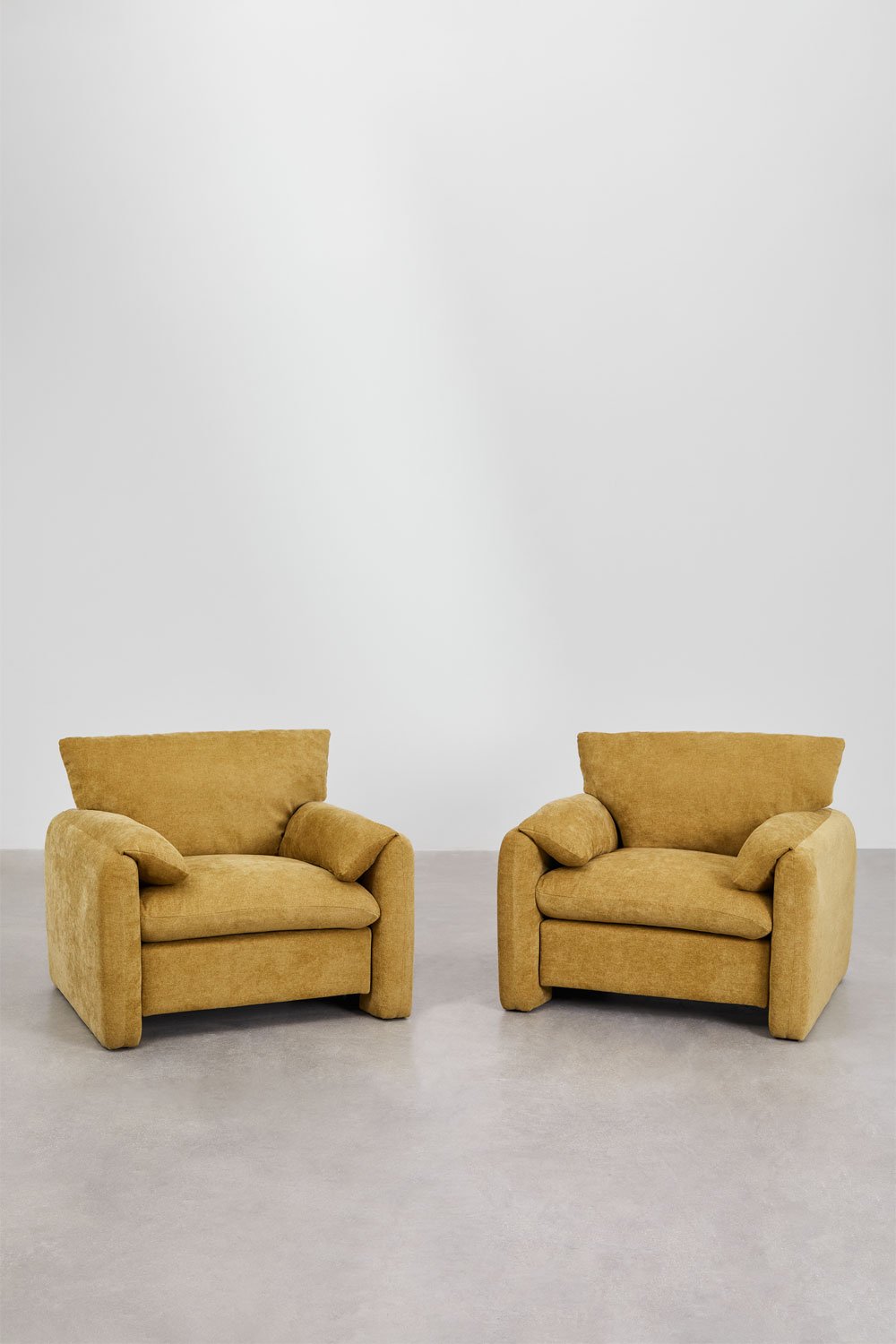 Pack van 2 gestoffeerde Serra fauteuils, galerij beeld 1