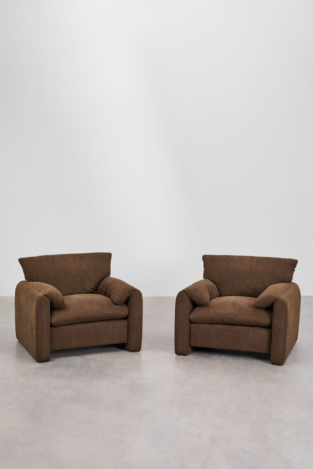Pack van 2 gestoffeerde Serra fauteuils, galerij beeld 1