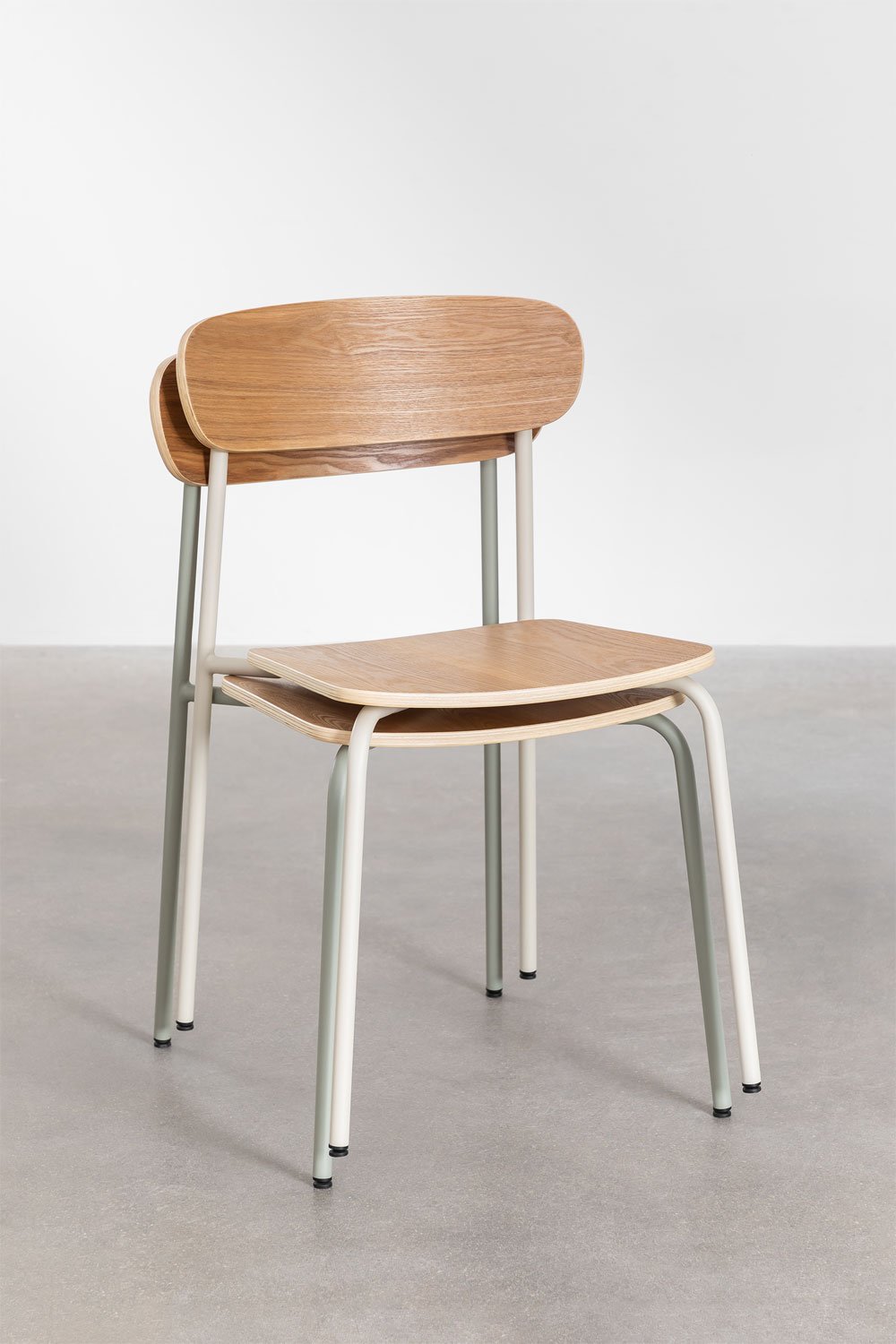 Pack van 2 stapelbare eetkamerstoelen van ijzer en hout Wilpier, galerij beeld 8